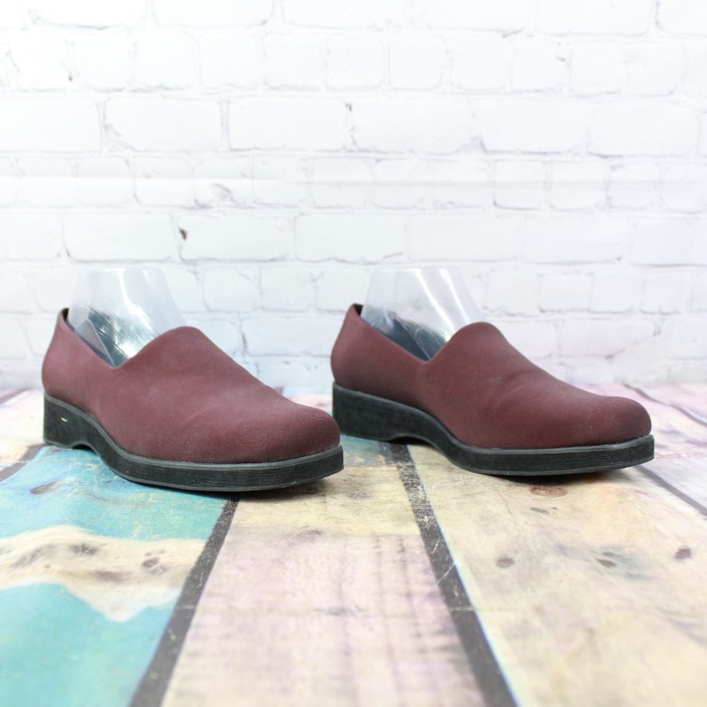 LL Bean Burgundy Nylon Comfort Slip-on Loafer Shoes Size 8.5 M - Picture 3 of 9